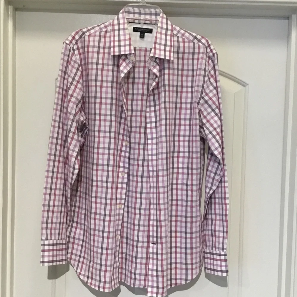 Banana Republic Men's Checkered‎ Shirt in Purple and White